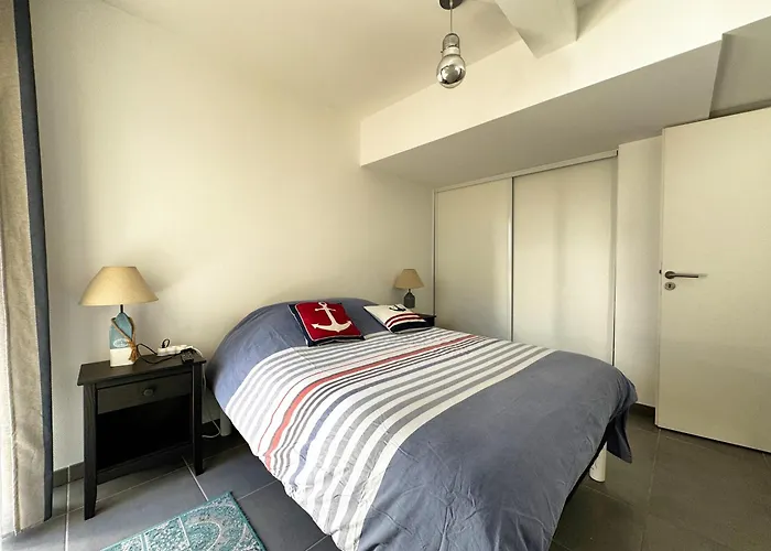 Lejlighed Estey, Appt T3, Front De Mer, Port,