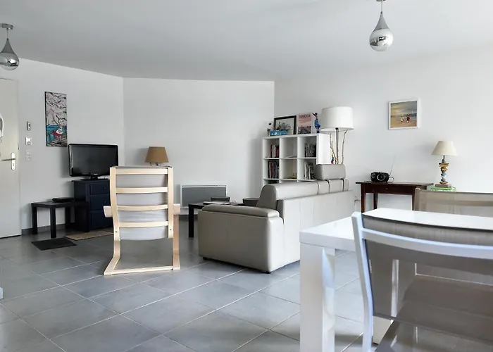 Estey, Appt T3, Front De Mer, Port, דירה